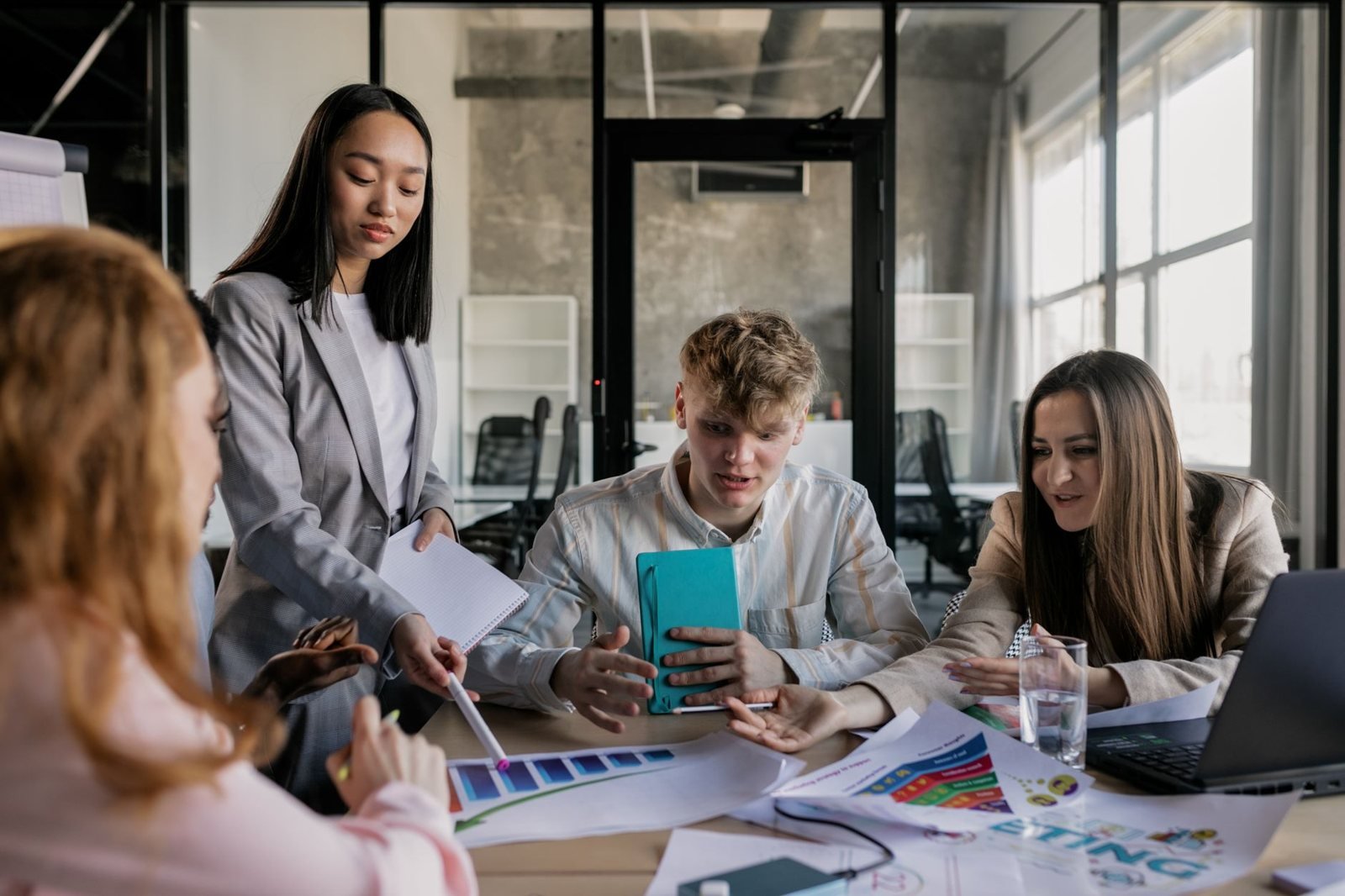 Học nhóm về digital marketing