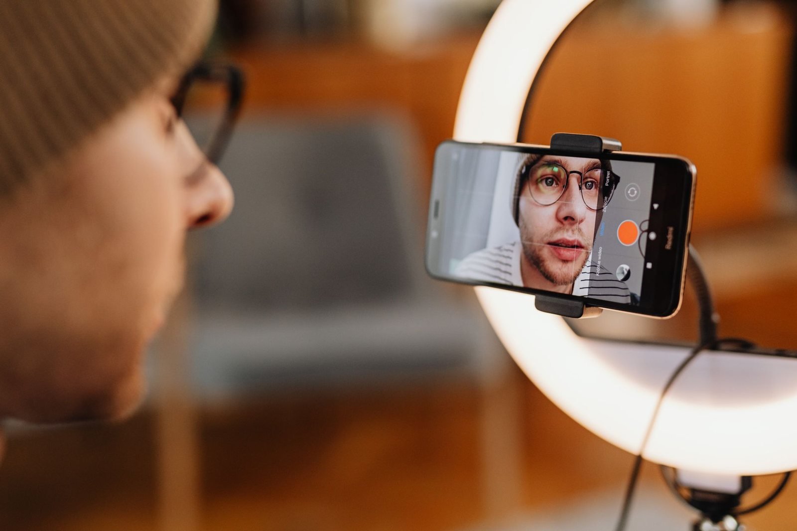 Livestream bán hàng trên TikTok