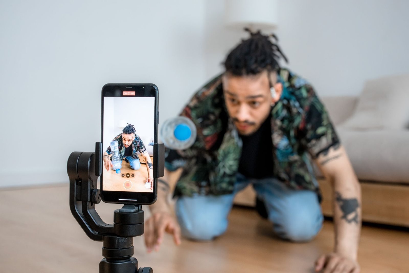 Quay video dọc cho kênh YouTube Shorts